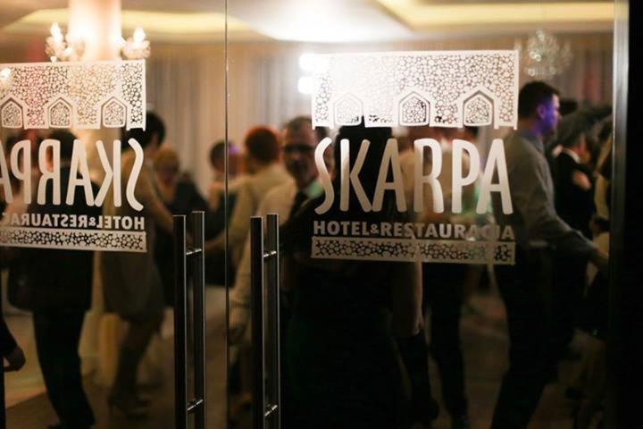 Hotel Skarpa Sejny Esterno foto