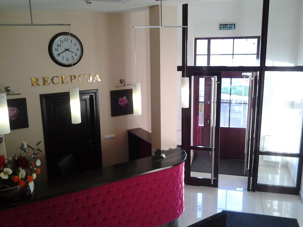 Hotel Skarpa Sejny Esterno foto