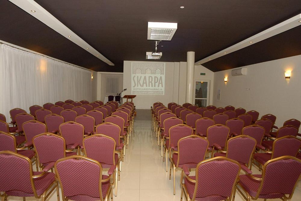 Hotel Skarpa Sejny Esterno foto