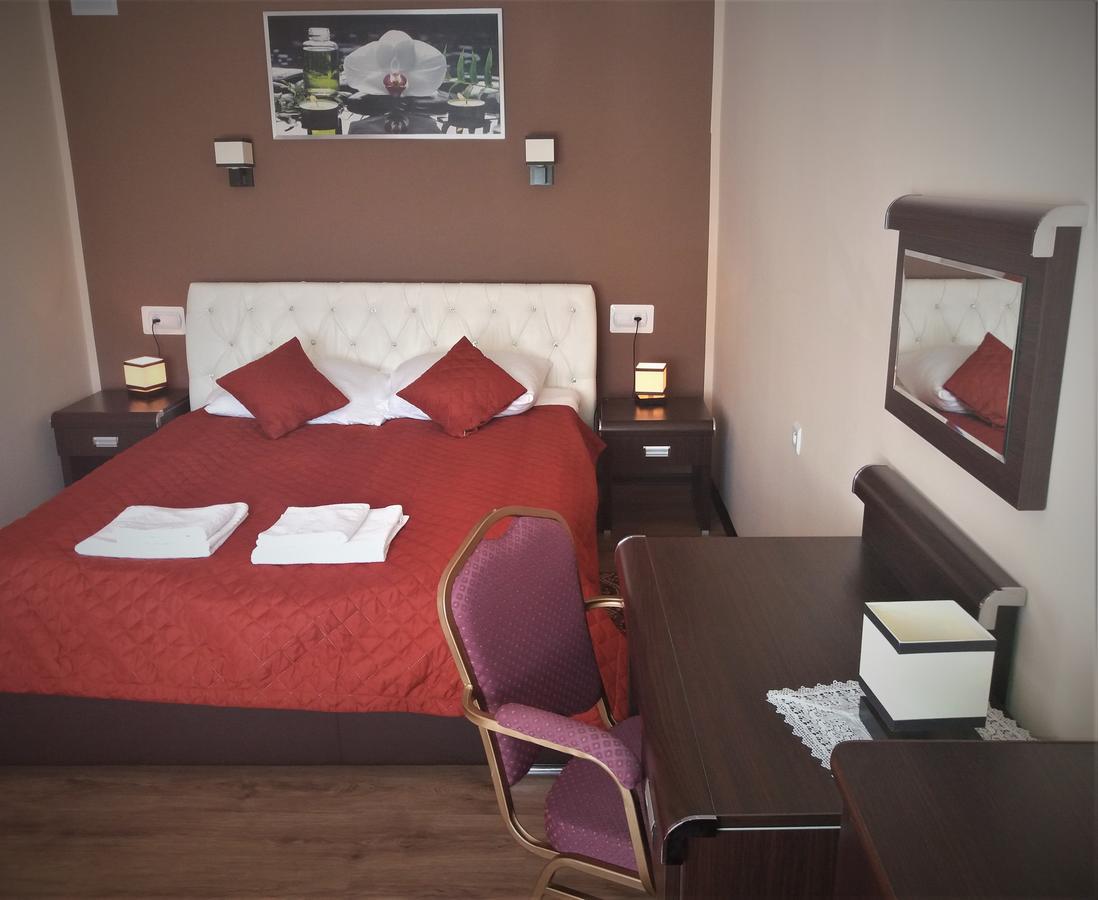 Hotel Skarpa Sejny Esterno foto